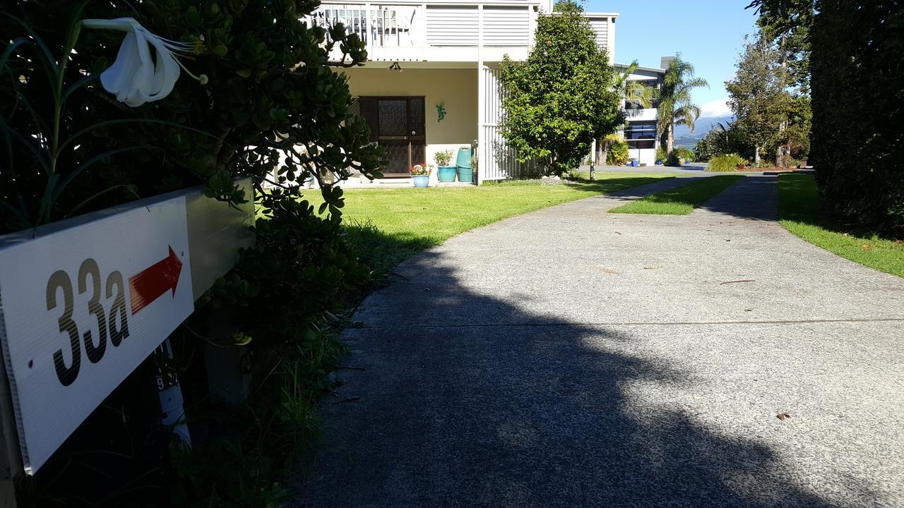 Athenree Waterside Accommodation 外观 照片