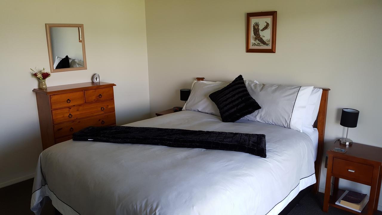 Athenree Waterside Accommodation 外观 照片